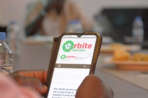 Notre site est accessible à tous Tous nos articles sont donc lisibles, sans abonnement. Orbiteinfo a choisi ce modèle pour que toutes les personnes qui n'en ont pas les moyens puissent s'informer. Vous pouvez faire un don à partir de 500F CFA, et vous abonner à partir de 5000F CFA. C'est grâce à vous que nous pouvons rester indépendants et accessible à toutes et tous. Orange Money: 76 12 24 91